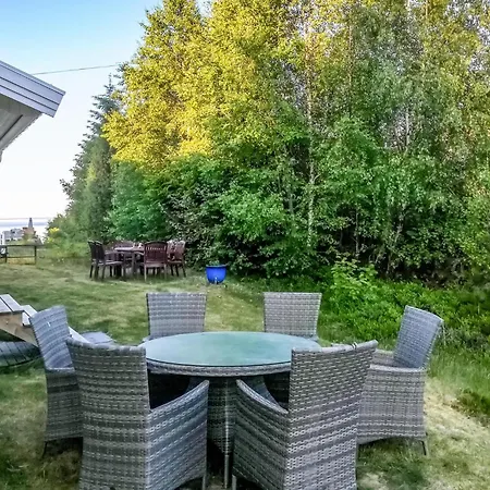 Amazing In With Kitchen