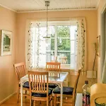 Amazing In With Kitchen